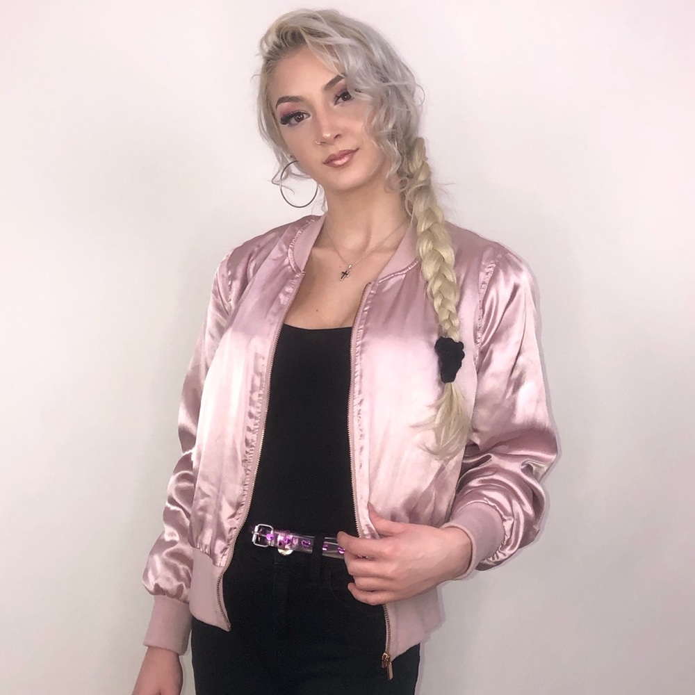 80’s STYLE PINK SATIN BOMBER JACKET